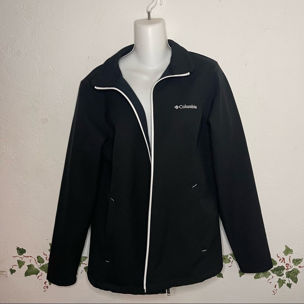 Columbia Large Jacket - Picture 3 of 16